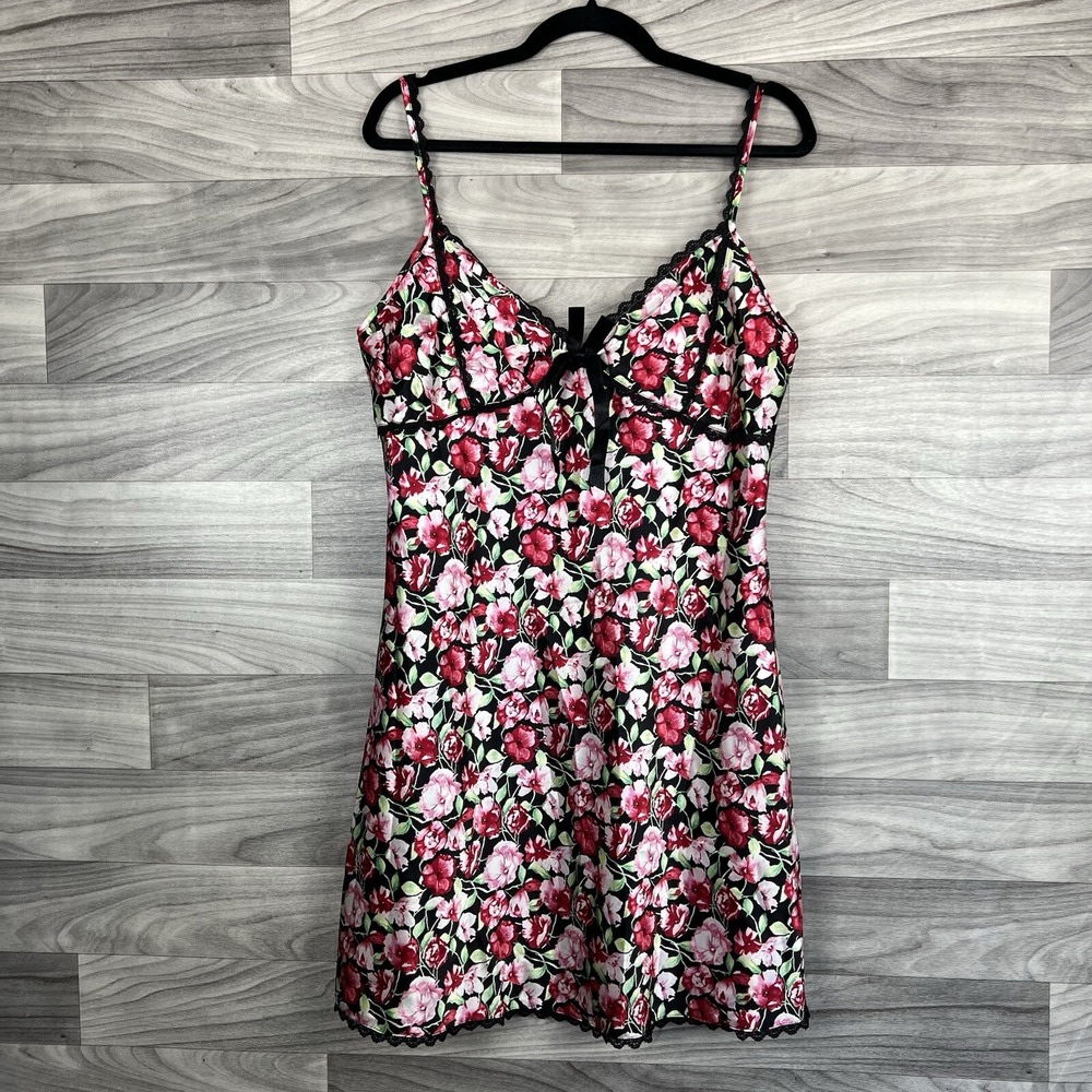 Enchanting Nightgown Womens L Black Lace Knee Length Satin Floral Sleepwear Sexy